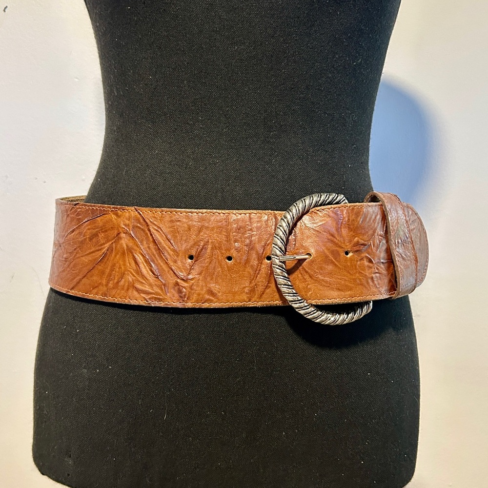 Vintage Ellen Tracy Boho Leather Belt; Silver Buckle; Fits Small